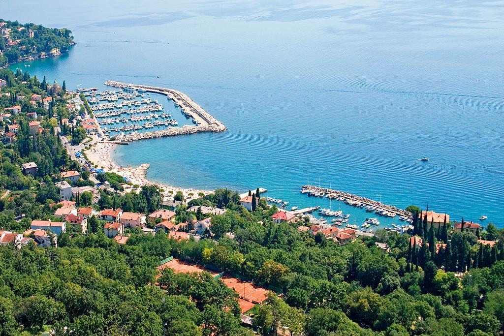 Villa Vera Icici Bagian luar foto