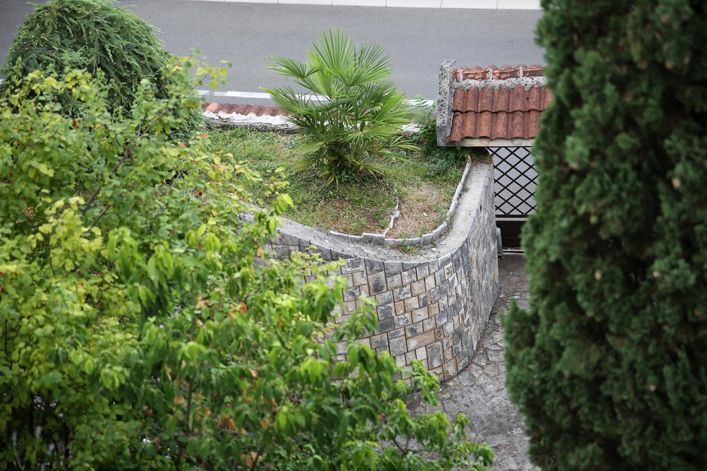 Villa Vera Icici Bagian luar foto