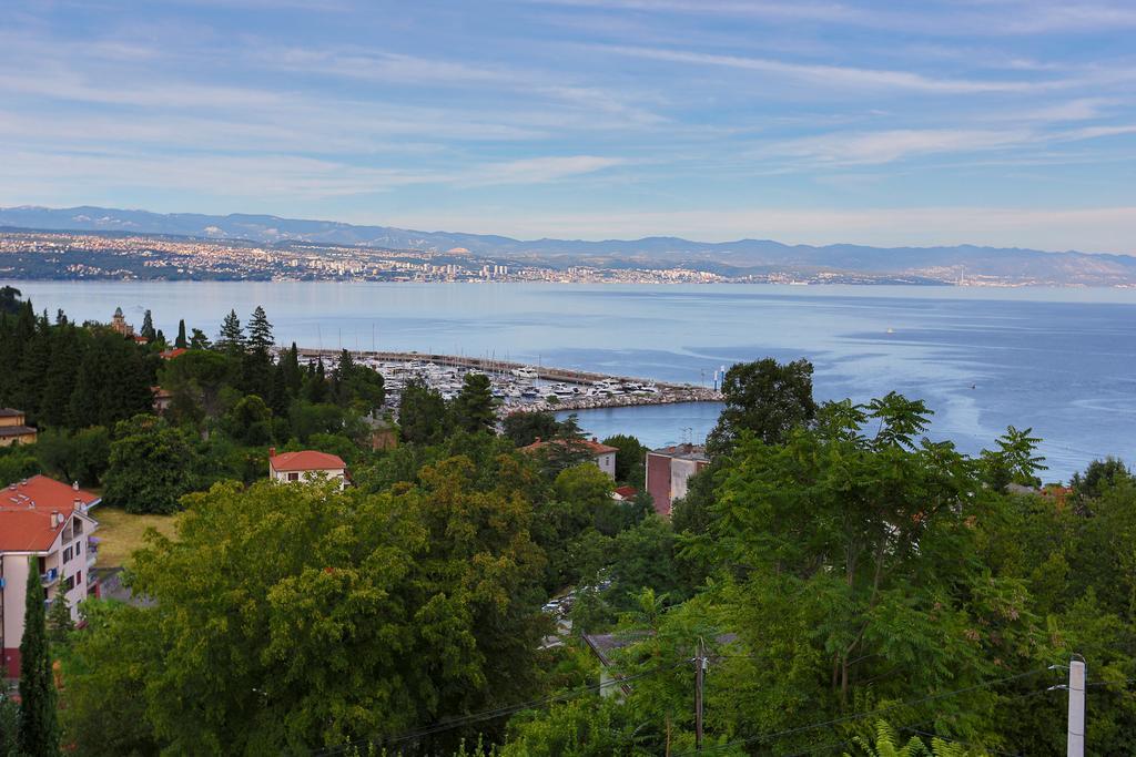 Villa Vera Icici Bagian luar foto