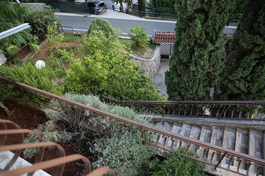 Villa Vera Icici Bagian luar foto