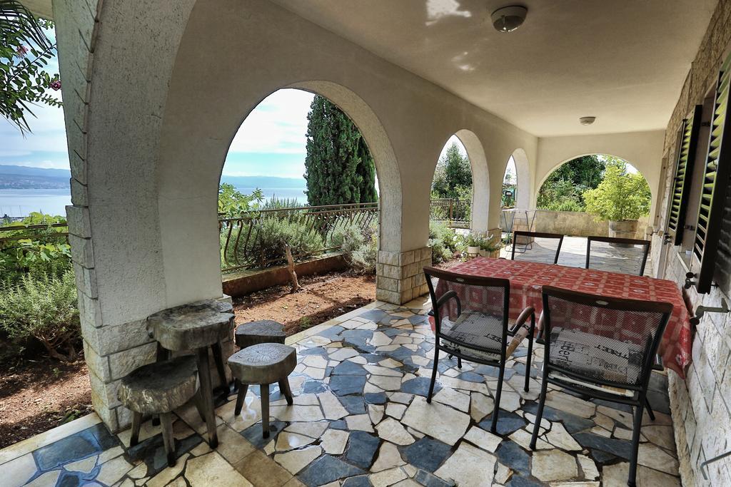 Villa Vera Icici Bagian luar foto