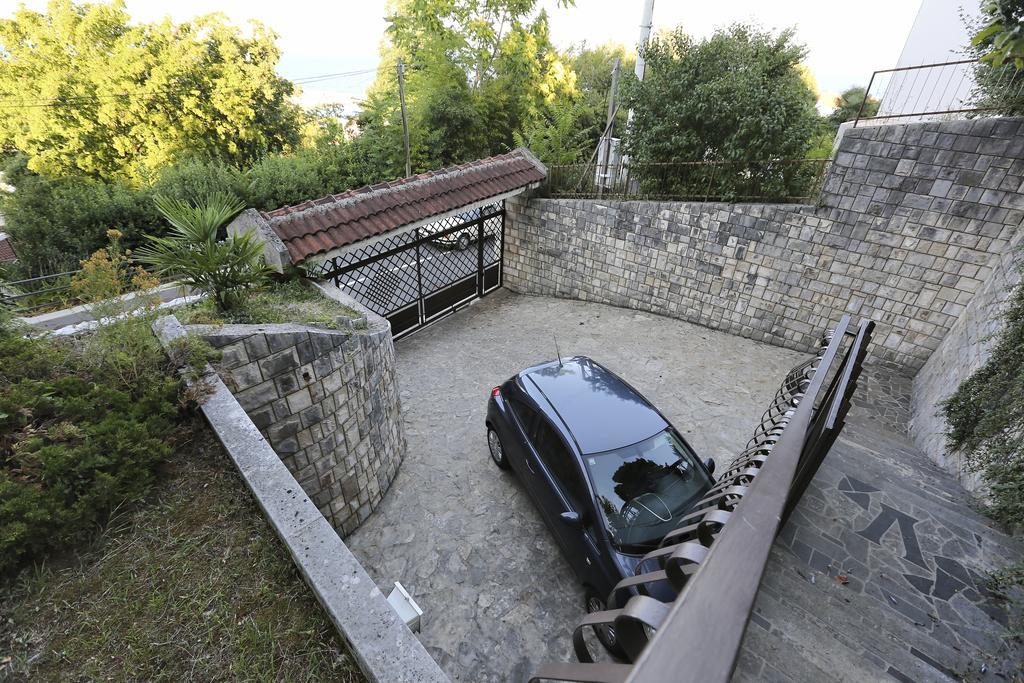 Villa Vera Icici Bagian luar foto